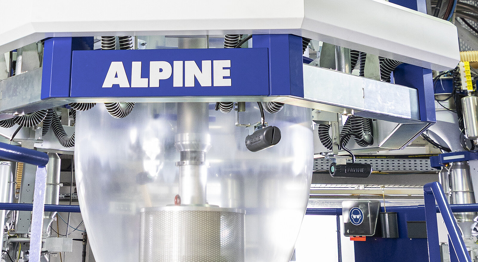 Hosokawa Alpine blown film line with sensors for bubble detection