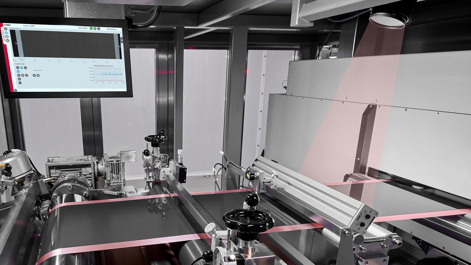Das Bild zeigt die Anwendung von BST COATINGControl® mit Zeilen- oder CIS-Kameratechnologie.